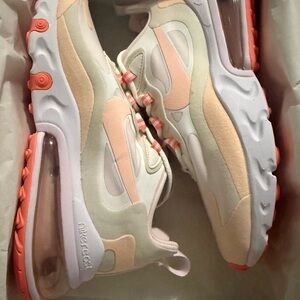 Nike Women's Sneakers in Cream and Peach